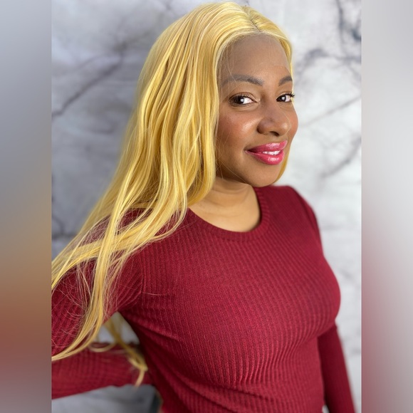 Yellow Lace Front Hair Wigs - Picture 7 of 7